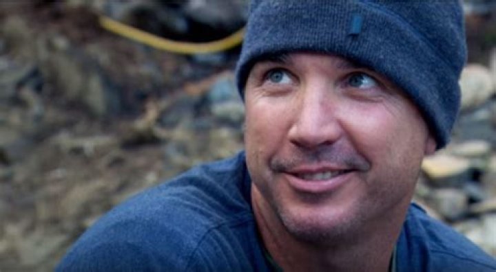 Dustin Hurt Net Worth 2018 How They Made It, Bio, Zodiac, & More