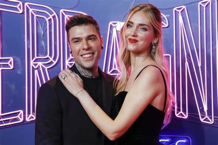Fedez denies a crisis with Chiara Ferragni and reveals, through tears