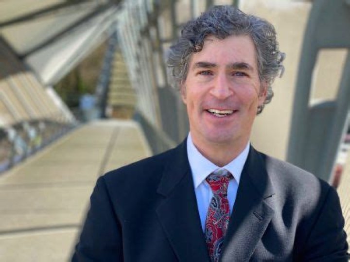 Robert Coron Net Worth 2021, Salary, Age, Height Bio, Family, Career